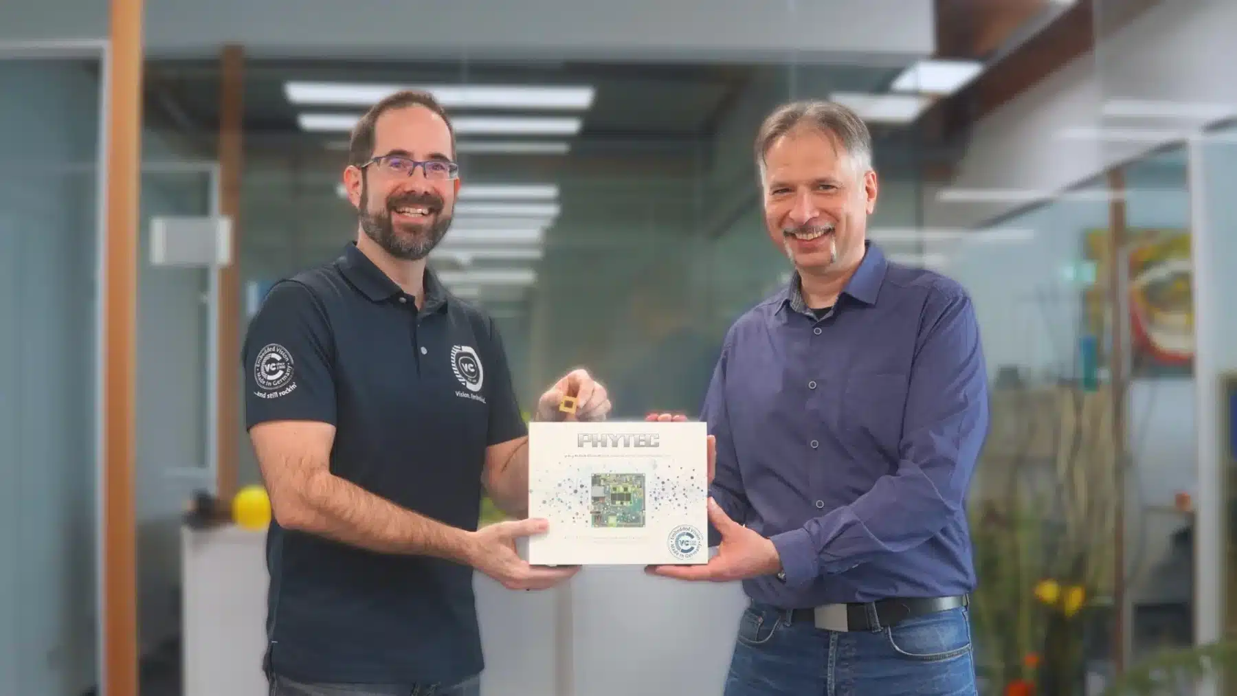 Jan-Erik Schmitt and Martin Klahr